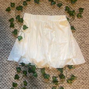 gaze white soft skort